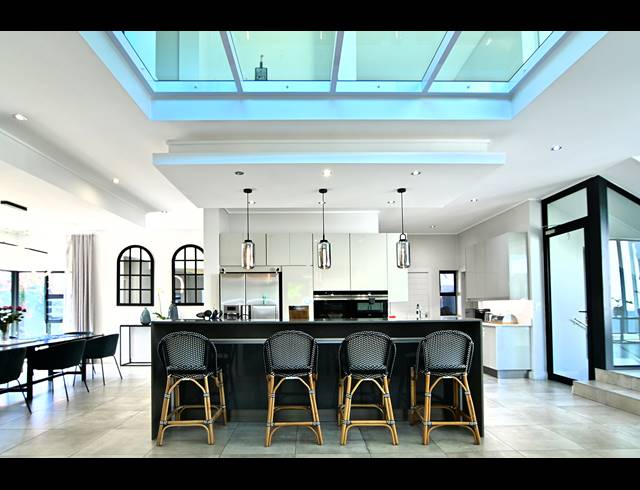 5 BEDROOM HOUSE FOR SALE IN WATERFALL COUNTRY VILLAGE